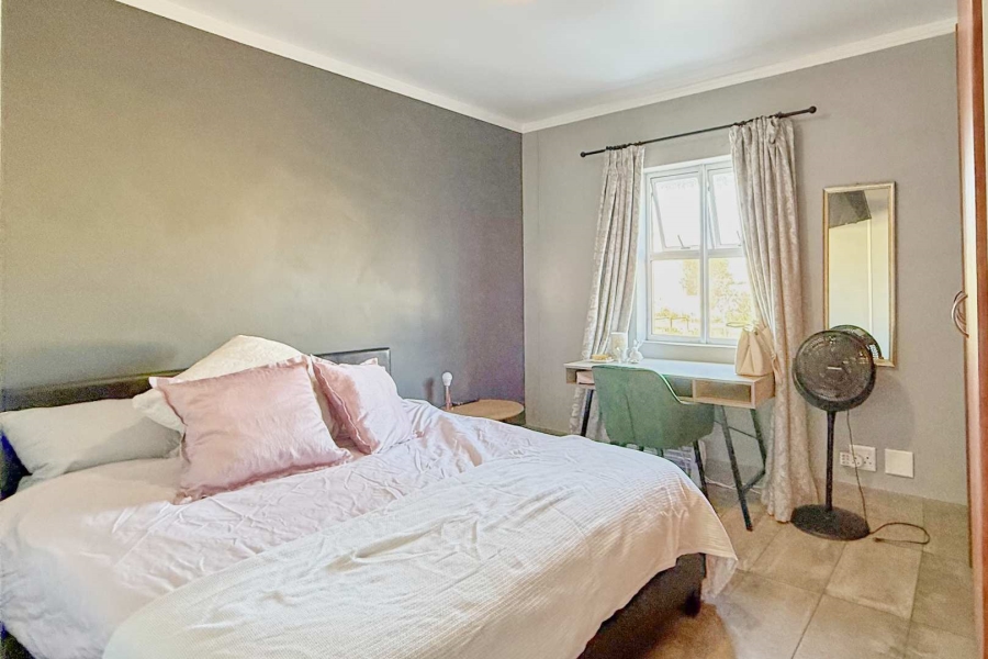 2 Bedroom Property for Sale in Royal Ascot Western Cape